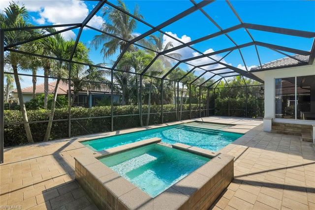 8748 Lake CIR, Fort Myers, FL 33908