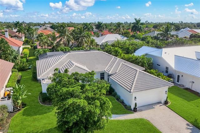 8748 Lake CIR, Fort Myers, FL 33908