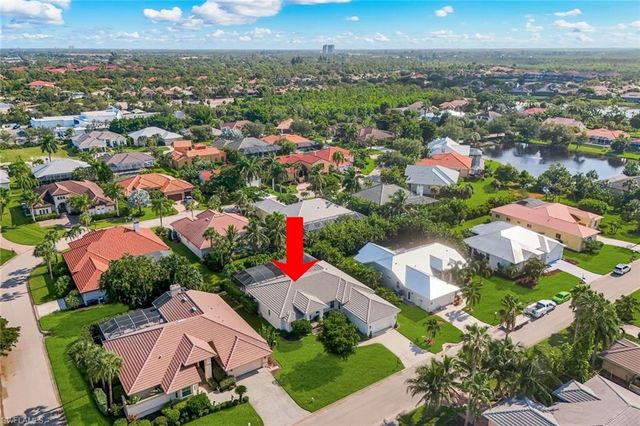 8748 Lake CIR, Fort Myers, FL 33908