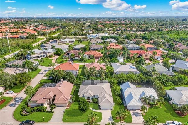 8748 Lake CIR, Fort Myers, FL 33908