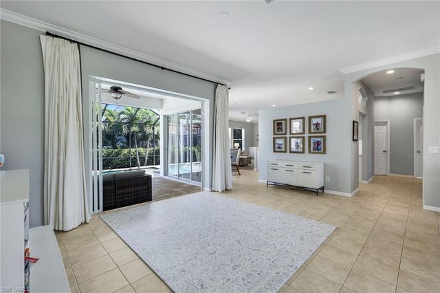 8748 Lake CIR, Fort Myers, FL 33908