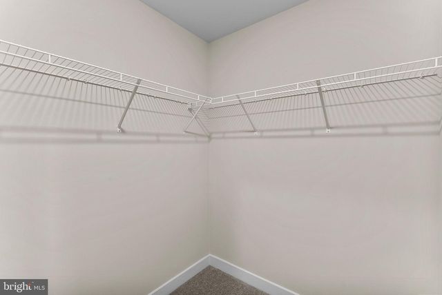 45219 TEMPLE BAR DR, Sterling, VA 20166