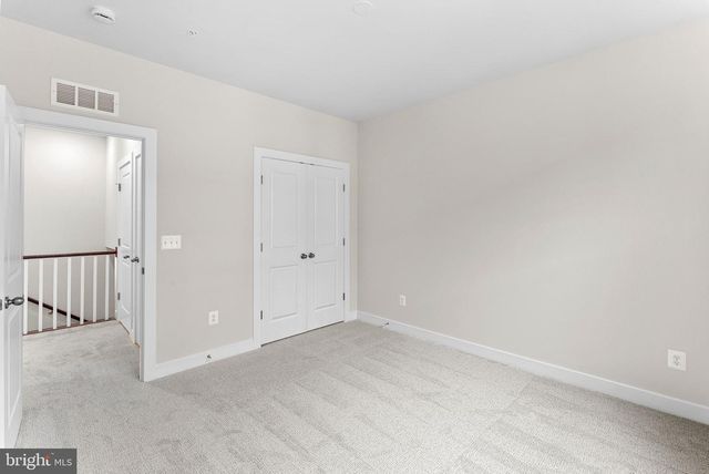 45219 TEMPLE BAR DR, Sterling, VA 20166