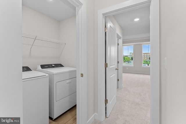 45219 TEMPLE BAR DR, Sterling, VA 20166