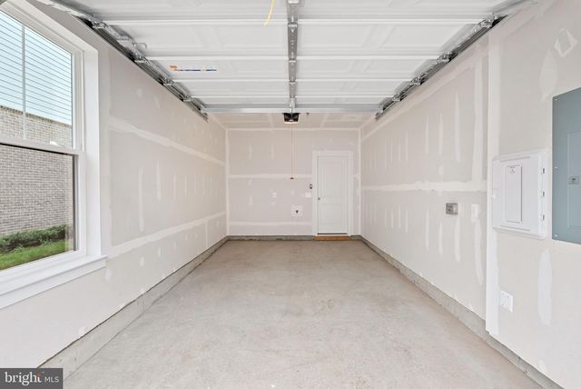 45219 TEMPLE BAR DR, Sterling, VA 20166