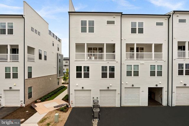 45219 TEMPLE BAR DR, Sterling, VA 20166