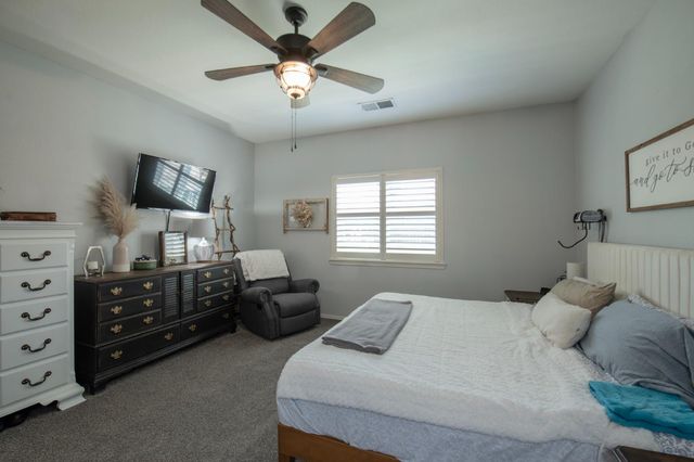 2783 14th Street, Sanger, CA 93657