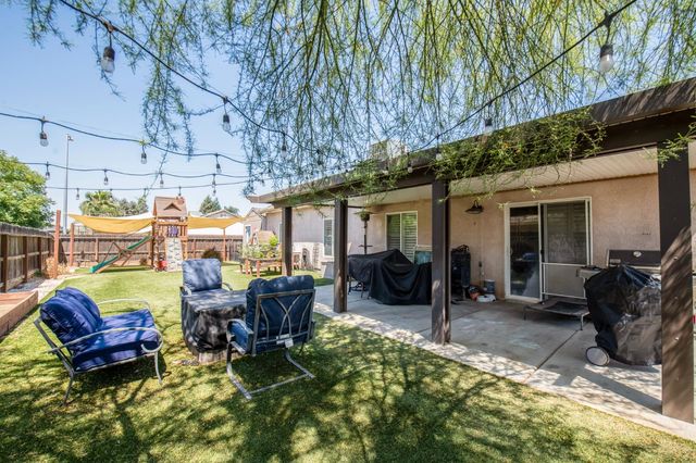 2783 14th Street, Sanger, CA 93657