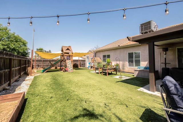 2783 14th Street, Sanger, CA 93657