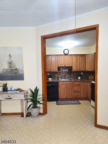 158 Pierre Ave, Garfield City, NJ 07026