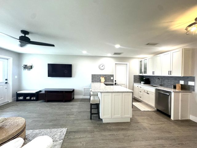 108 SW 9th Street, Boynton Beach, FL 33426