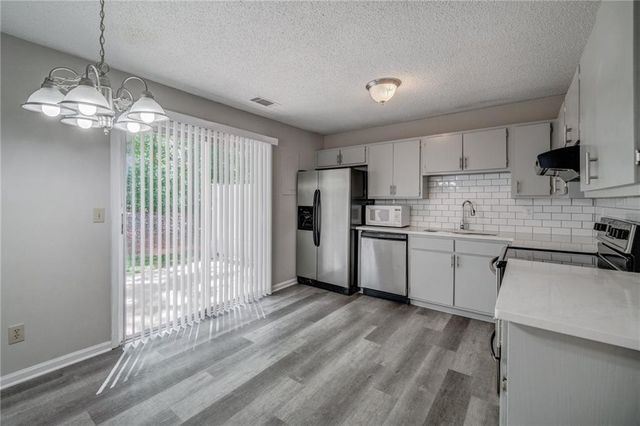 4084 Hidden Hollow Drive B, Gainesville, GA 30506