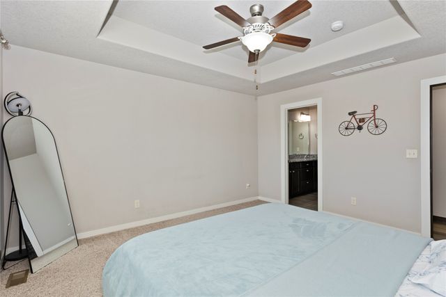 983 S 90th Street, West Des Moines, IA 50266