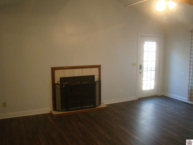 296 Bethel Church Road, Cadiz, KY 42211