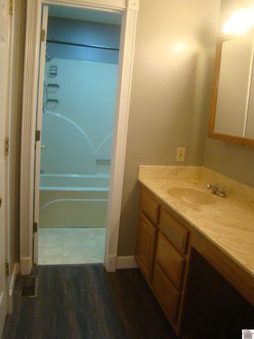 296 Bethel Church Road, Cadiz, KY 42211