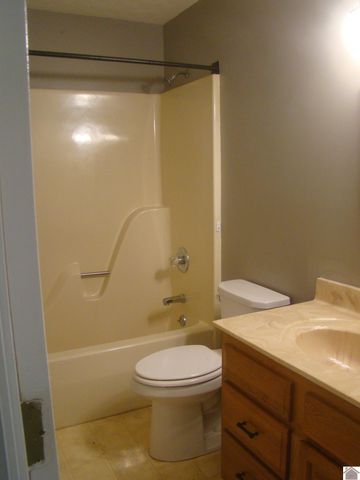 296 Bethel Church Road, Cadiz, KY 42211