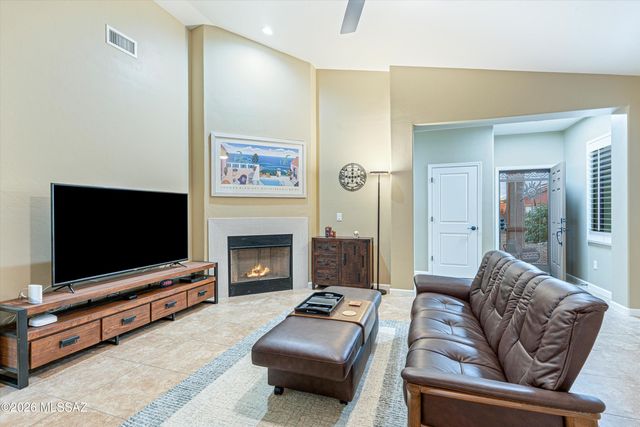 8552 N Western Juniper Terrace, Tucson, AZ 85743