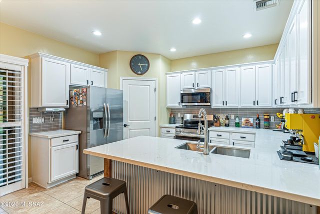 8552 N Western Juniper Terrace, Tucson, AZ 85743