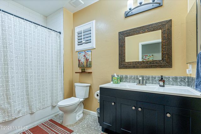 8552 N Western Juniper Terrace, Tucson, AZ 85743