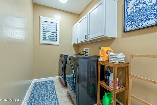 8552 N Western Juniper Terrace, Tucson, AZ 85743