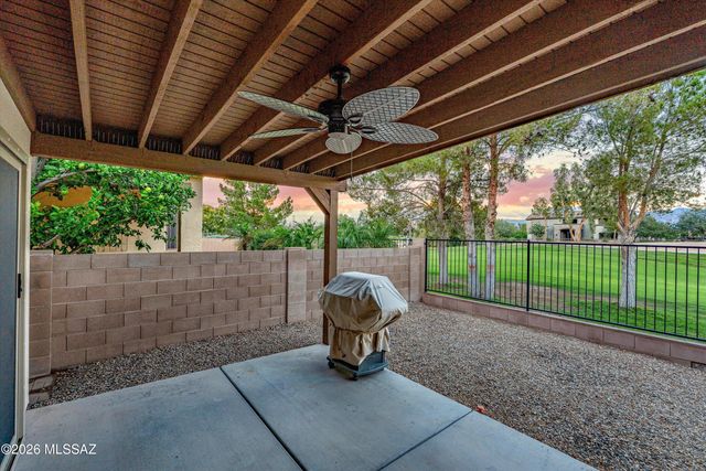 8552 N Western Juniper Terrace, Tucson, AZ 85743