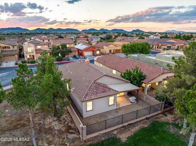 8552 N Western Juniper Terrace, Tucson, AZ 85743