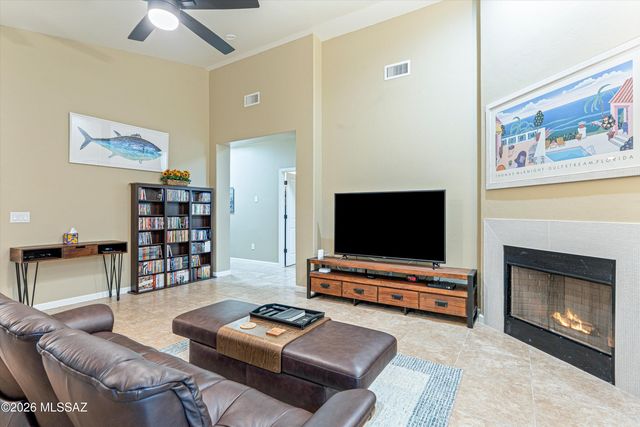 8552 N Western Juniper Terrace, Tucson, AZ 85743