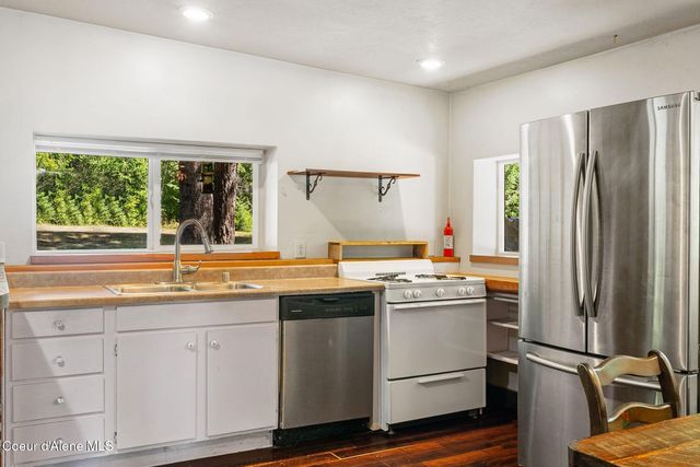 2494 Gold Creek Ridge Rd, Sandpoint, ID 83864