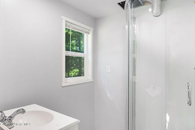 2494 Gold Creek Ridge Rd, Sandpoint, ID 83864