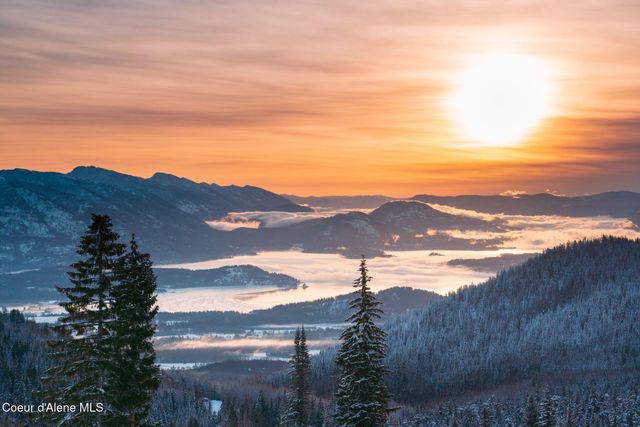 2494 Gold Creek Ridge Rd, Sandpoint, ID 83864