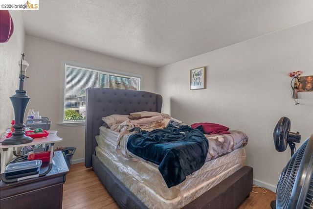 10582 Topanga Dr, Oakland, CA 94603