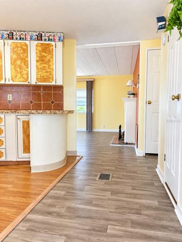 13225 101ST STREET 485, Largo, FL 33773