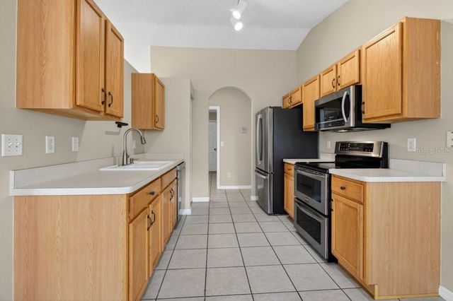 24 SEVEN WONDERS TRAIL, Palm Coast, FL 32164