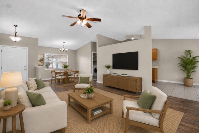 24 SEVEN WONDERS TRAIL, Palm Coast, FL 32164