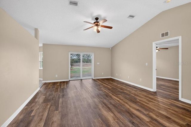 24 SEVEN WONDERS TRAIL, Palm Coast, FL 32164