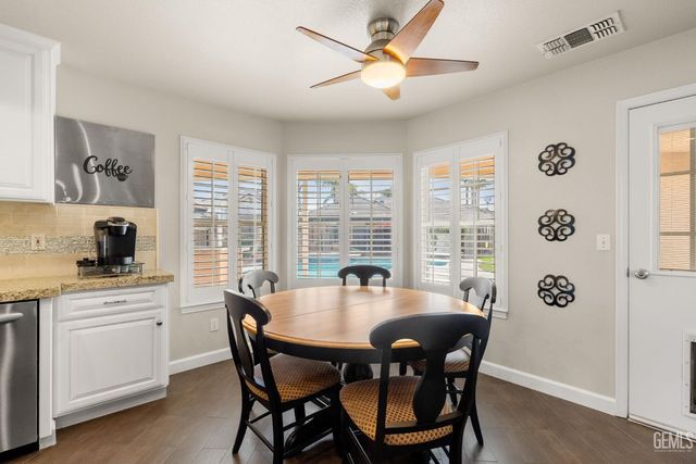 15801 Susan Eileen Avenue, Bakersfield, CA 93314