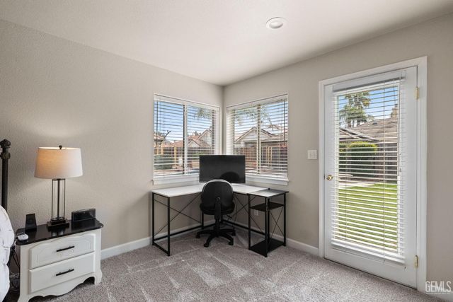 15801 Susan Eileen Avenue, Bakersfield, CA 93314