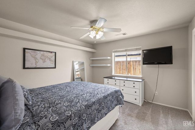 15801 Susan Eileen Avenue, Bakersfield, CA 93314