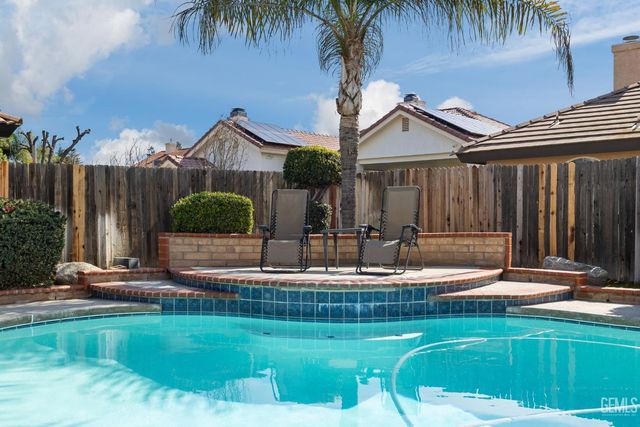 15801 Susan Eileen Avenue, Bakersfield, CA 93314