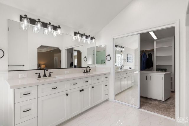 15801 Susan Eileen Avenue, Bakersfield, CA 93314