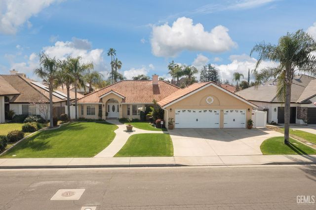 15801 Susan Eileen Avenue, Bakersfield, CA 93314