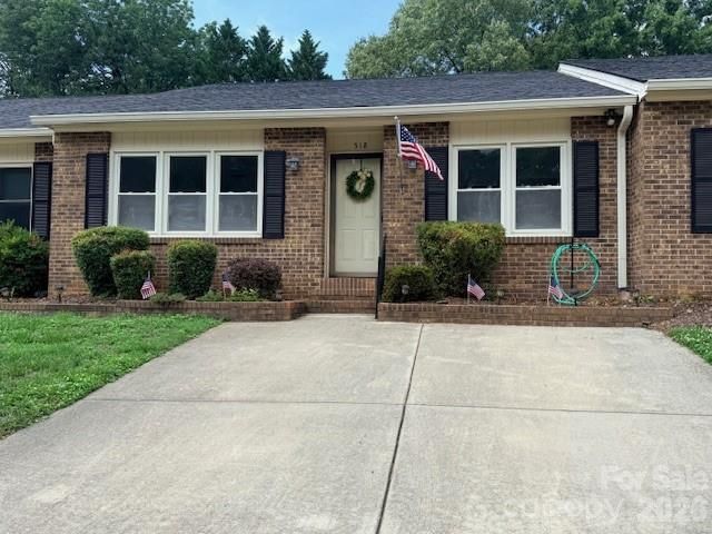 518 Camrose Circle NE, Concord, NC 28025