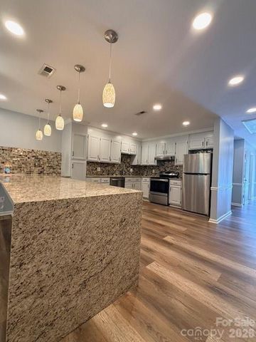 518 Camrose Circle NE, Concord, NC 28025