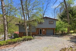 41 Crescent Dr, Byram Twp., NJ 07821