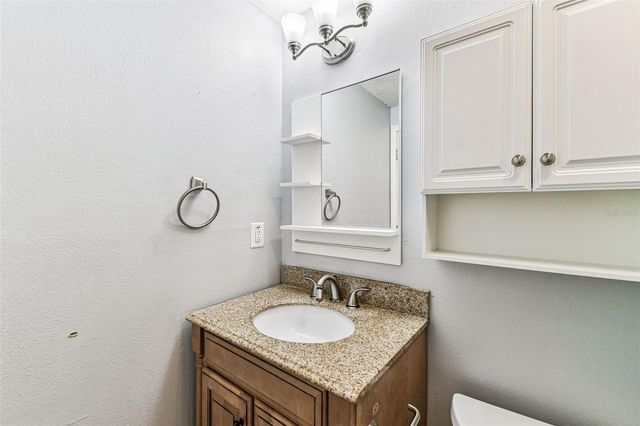 648 TIMBER BAY CIRCLE E, Oldsmar, FL 34677