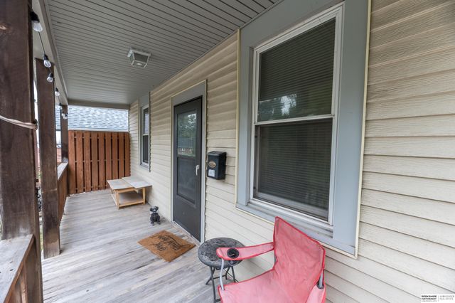 1411 S 6th Street, Omaha, NE 68108