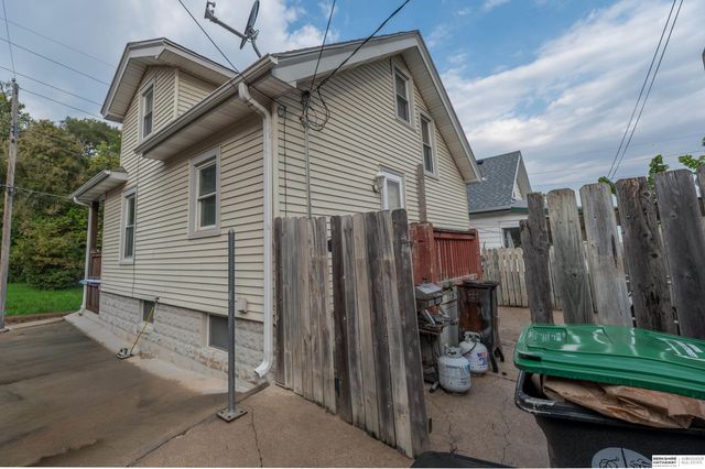 1411 S 6th Street, Omaha, NE 68108