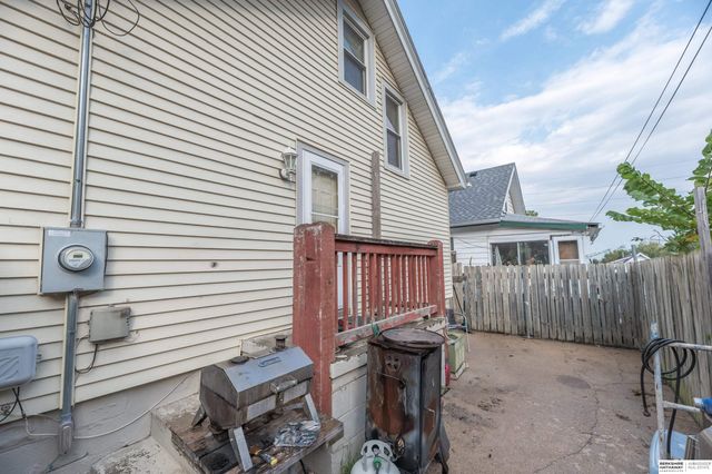 1411 S 6th Street, Omaha, NE 68108