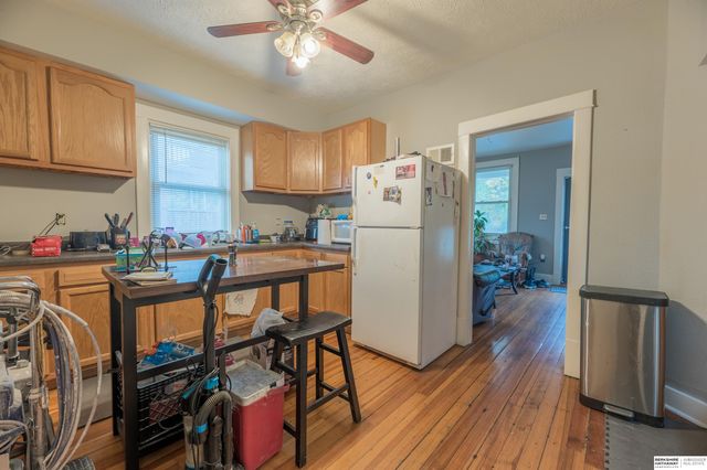 1411 S 6th Street, Omaha, NE 68108