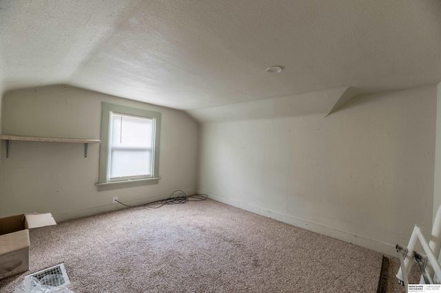 1411 S 6th Street, Omaha, NE 68108